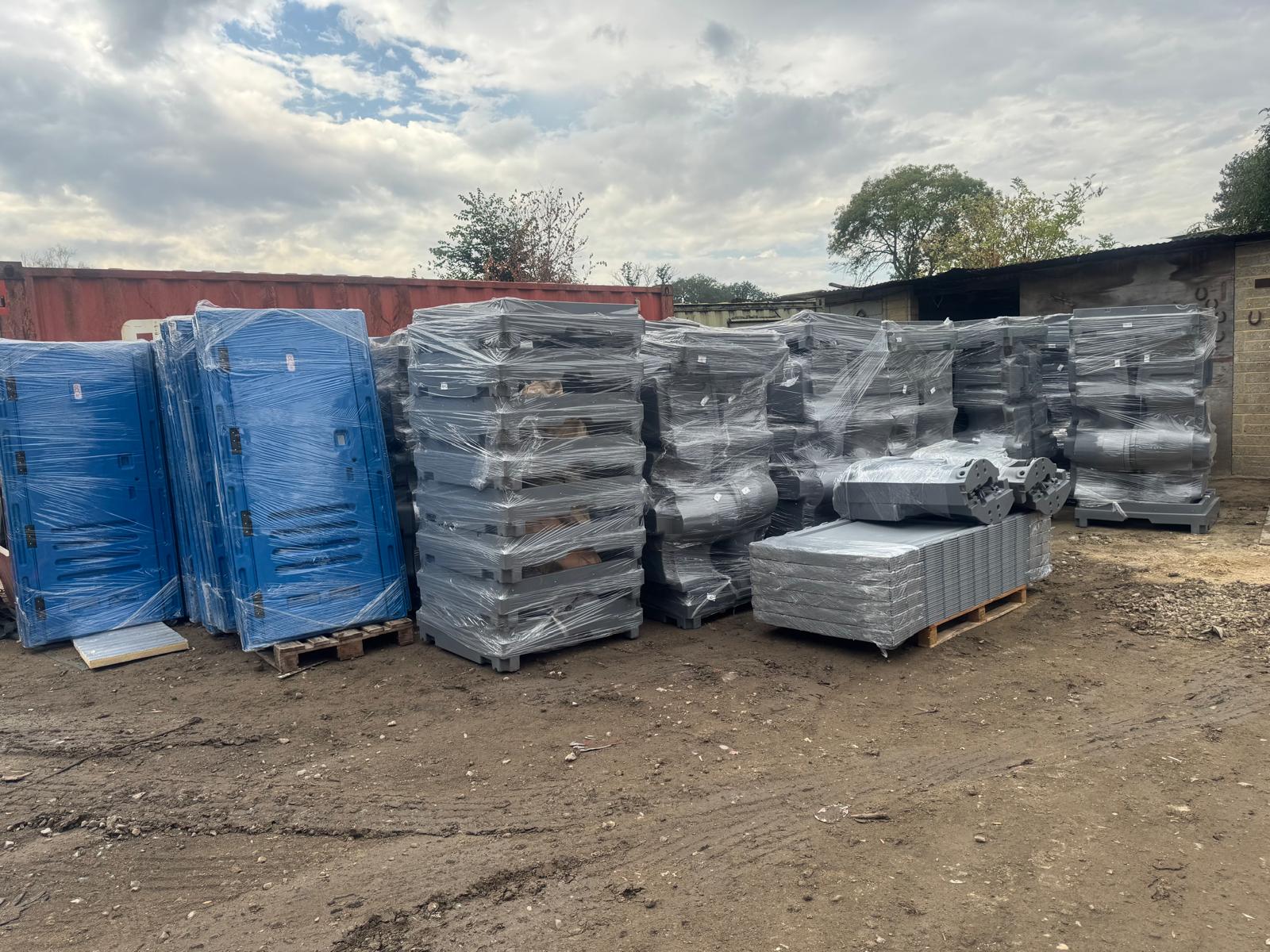 Portable toilets in stock, palletised